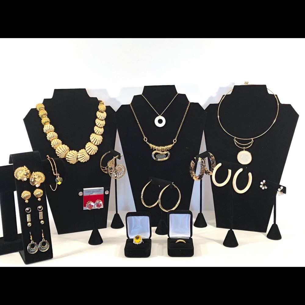 Sea shell in gold jewelry bundle